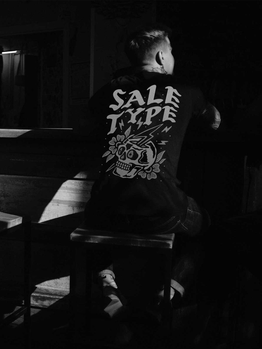 T-shirt Sale Type - Noir Code Apparel